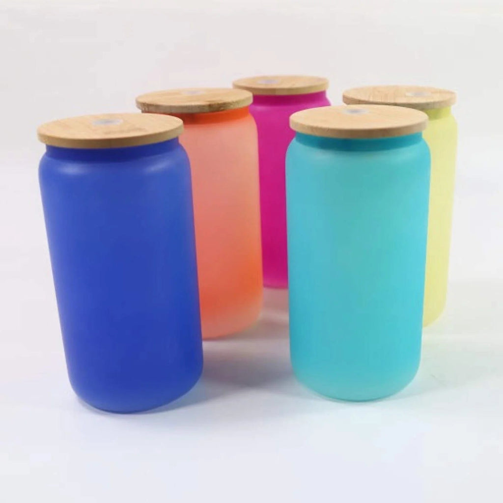 Double-wall glass tumbler with bamboo lid