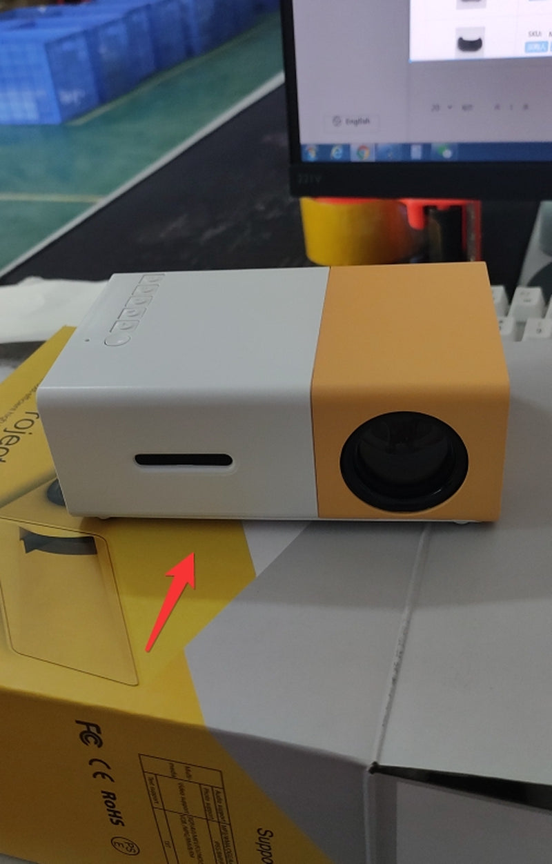 Portable mini HD projector