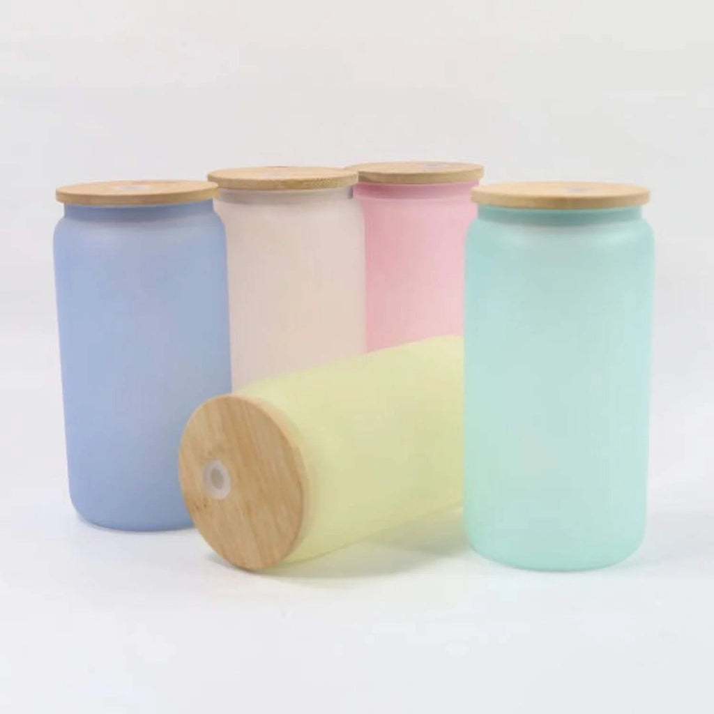 Double-wall glass tumbler with bamboo lid
